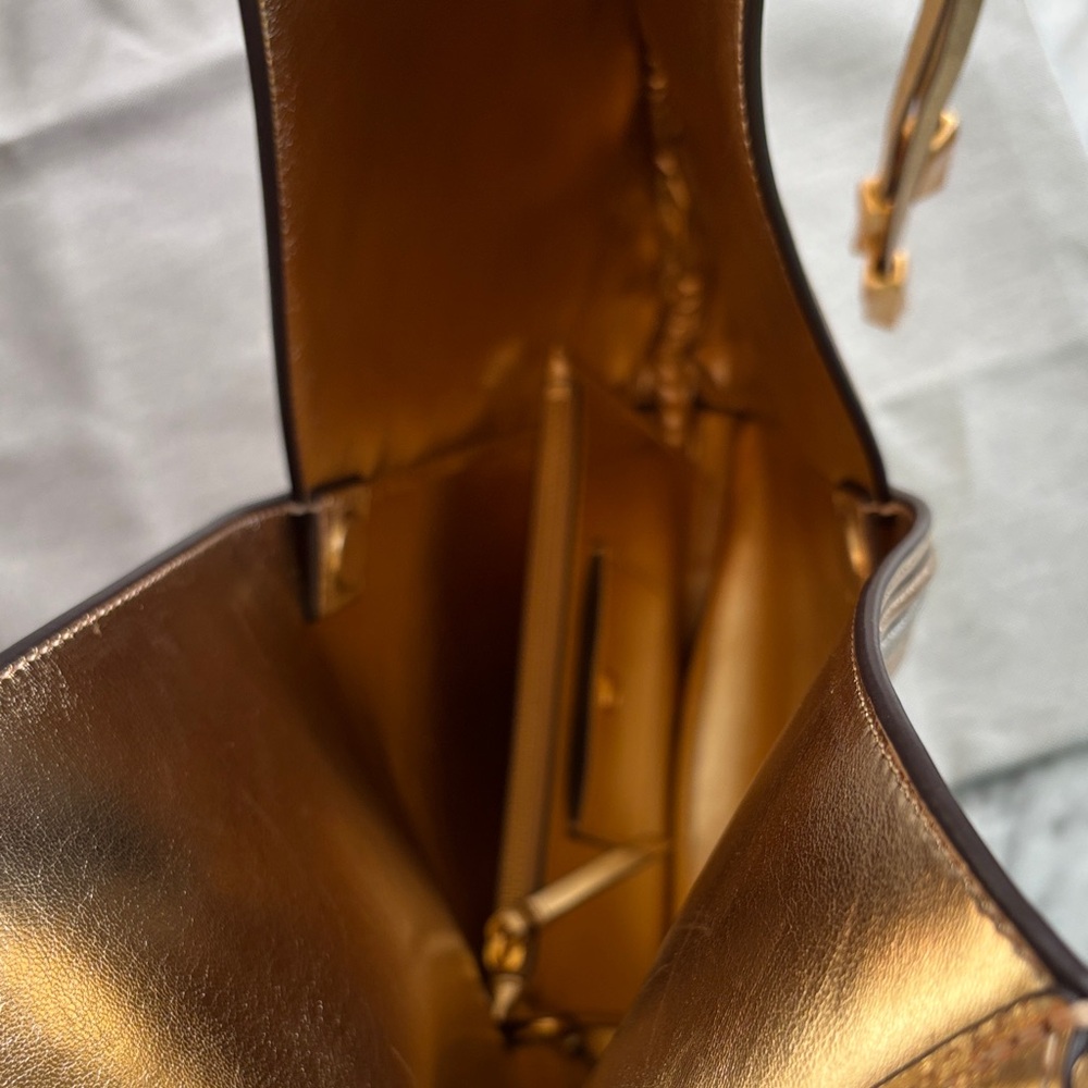 Large Gold Silver Metallic Patchwork Pleated Shou… - image 7